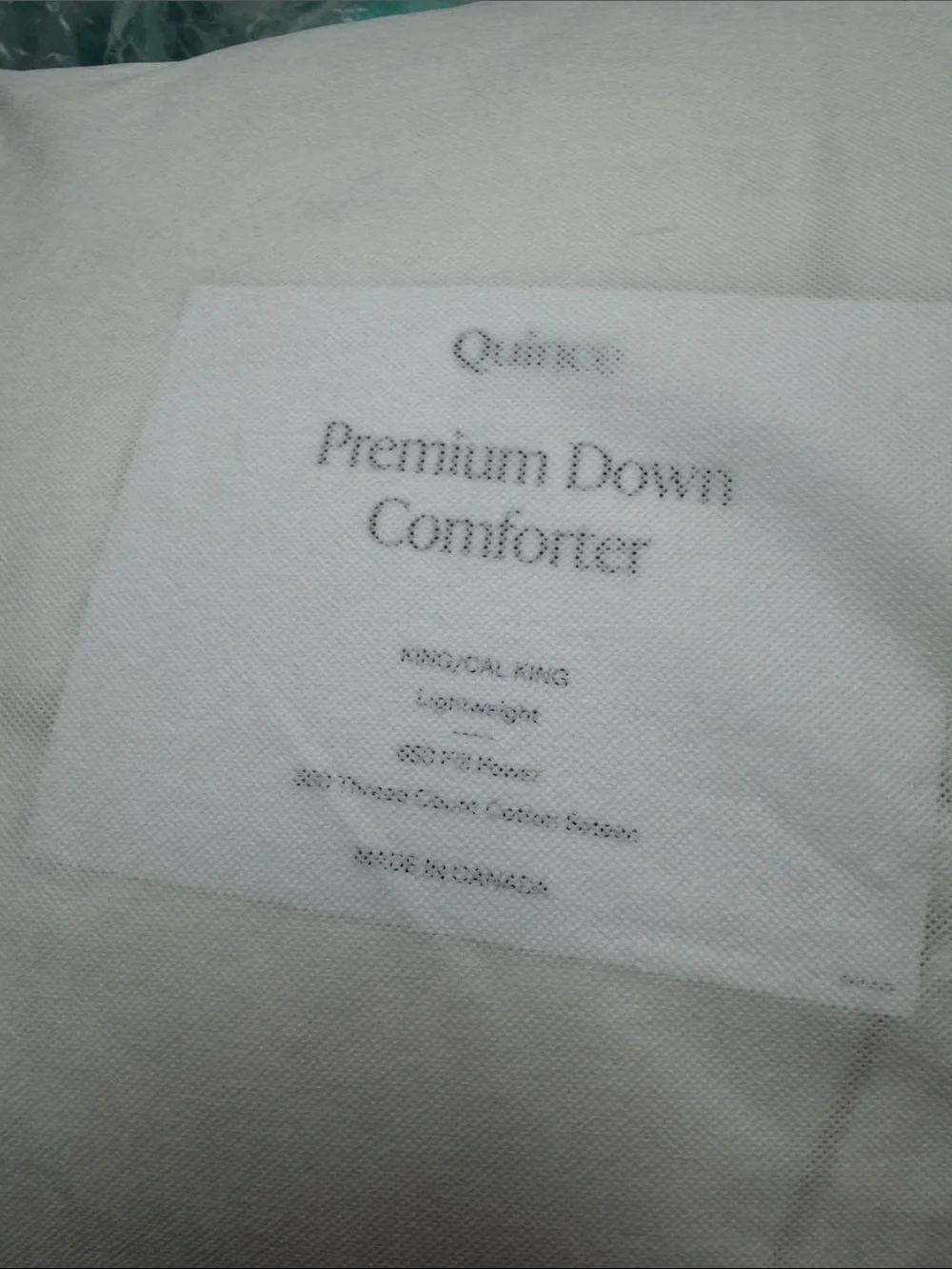 NWT Quince Premium Duck Down Lightweight Comforter King / Cal King 9927